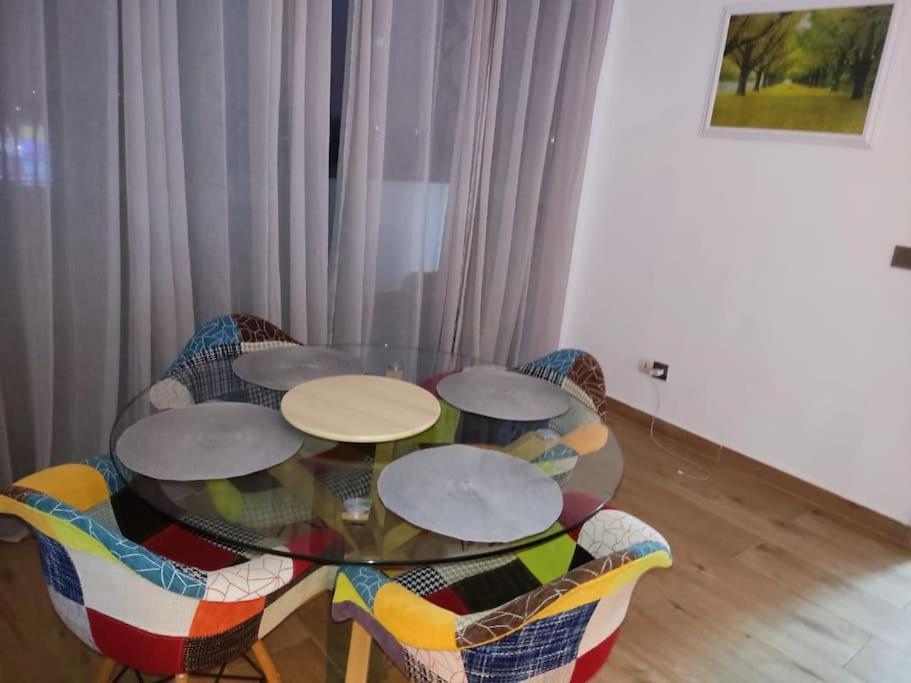 Superbe Appartement Avec Parking Gratuit Et Garde Dakar Esterno foto